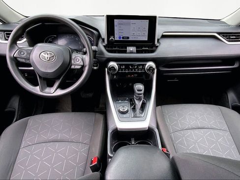 Used 2024 Toyota RAV4 XLE image 7