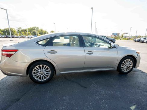 Used 2015 Toyota Avalon XLE Premium FWD image 6