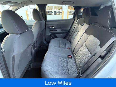 Certified 2025 Nissan Kicks SV image 13