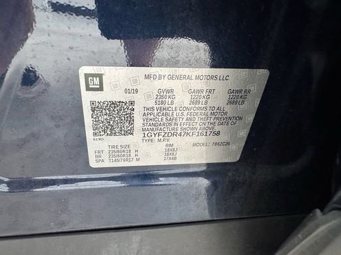 Used 2019 Cadillac XT4 Premium Luxury w/ Cold Weather Package AWD/4WD image 19