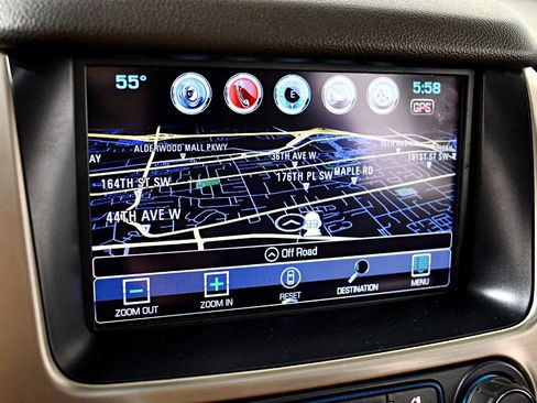 Used 2017 GMC Yukon XL Denali w/ Open Road Package image 34