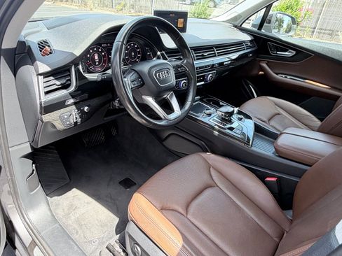 Used 2017 Audi Q7 3.0T Prestige AWD/4WD image 11