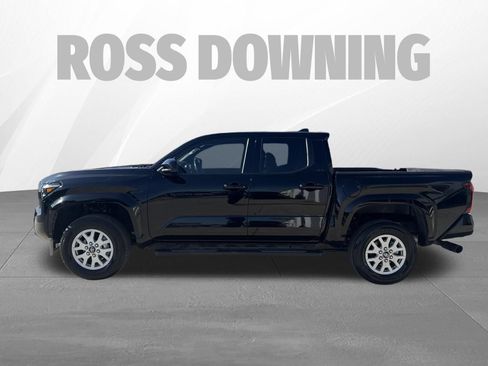 Used 2025 Toyota Tacoma SR5 RWD image 3