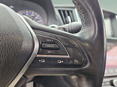 Used 2017 INFINITI Q60 Red Sport 400 image 20