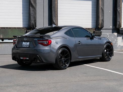 Used 2020 Subaru BRZ Limited RWD image 3