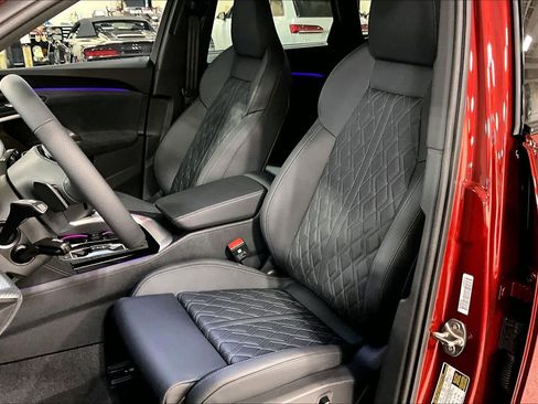 New 2025 Audi SQ5 Premium Plus image 9
