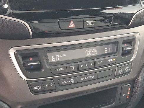 Used 2023 Honda Passport EX-L image 17