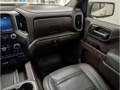Used 2020 GMC Sierra 1500 Denali w/ Denali Ultimate Package AWD/4WD image 11
