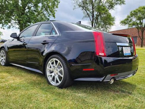 Used 2009 Cadillac CTS V RWD image 3