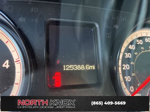 Used 2018 RAM 2500 Tradesman w/ Chrome Appearance Group image 5