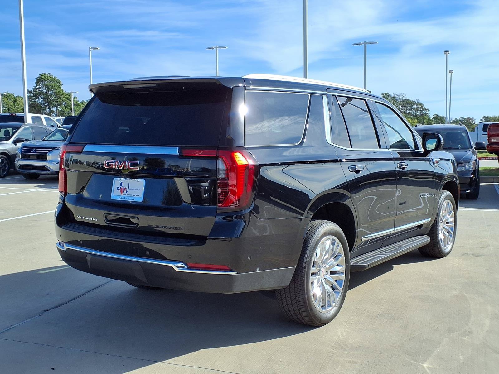 Used 2026 GMC Yukon Elevation RWD image 6