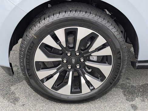 New 2025 Ford Expedition Max Platinum w/ Driver's Package image 13