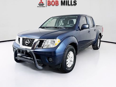 Used 2019 Nissan Frontier SV RWD image 3