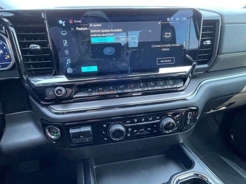 Used 2024 Chevrolet Silverado 1500 ZR2 w/ Technology Package AWD/4WD image 19