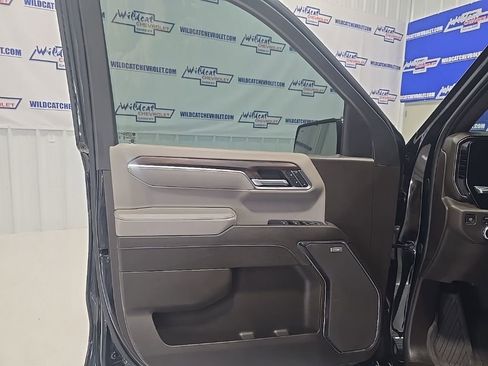 Used 2024 GMC Sierra 1500 SLT w/ SLT Premium Plus Package image 11