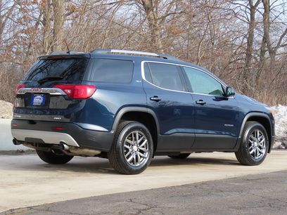 Used 2017 GMC Acadia SLT
