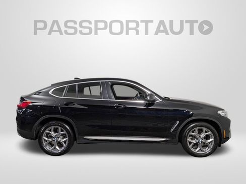Certified 2024 BMW X4 xDrive30i w/ Convenience Package image 7