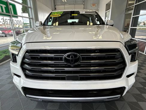 Used 2025 Toyota Sequoia Limited AWD/4WD image 2