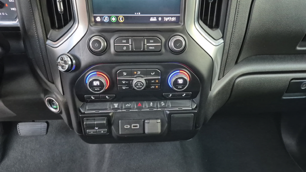 Used 2023 Chevrolet Silverado 2500 LT w/ Convenience Package AWD/4WD image 16