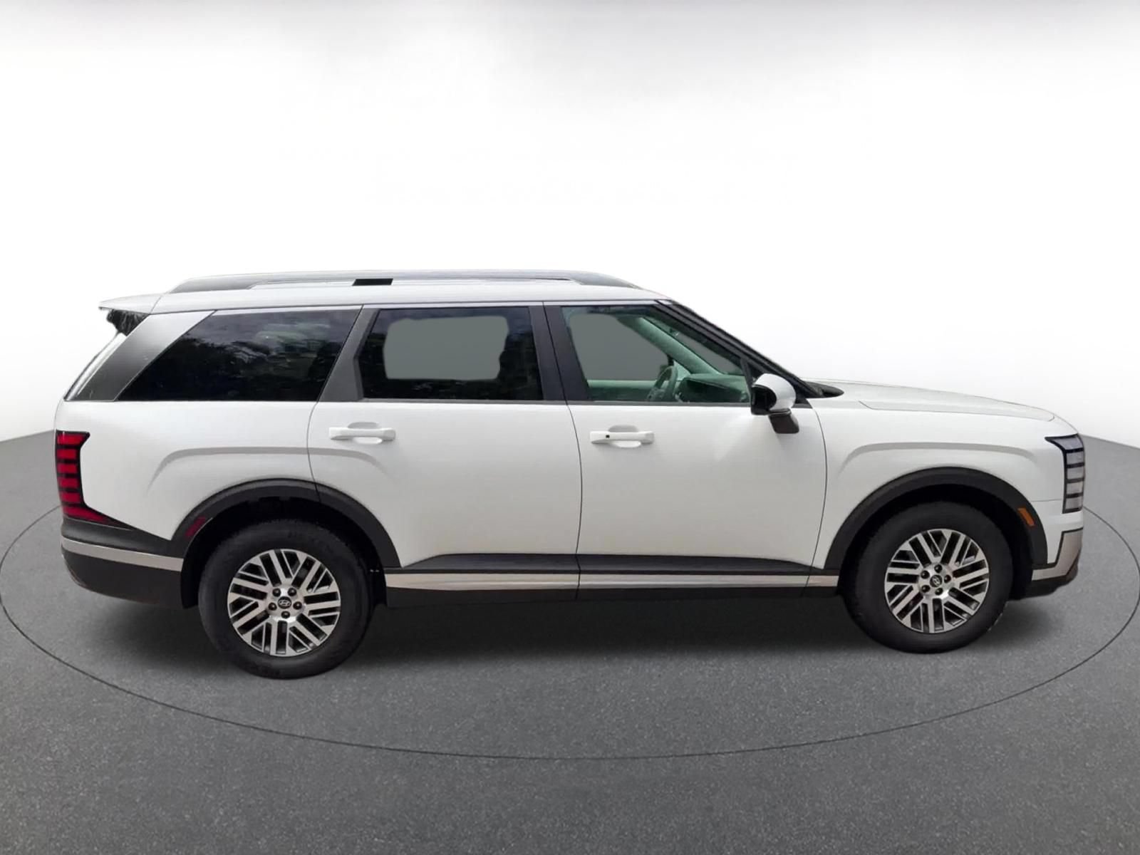 Used 2026 Hyundai Palisade SEL AWD/4WD image 15