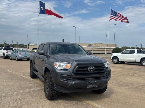 Used 2023 Toyota Tacoma SR w/ SR Convenience Package RWD image 3