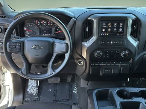 Used 2024 Chevrolet Silverado 1500 Custom Trail Boss w/ LPO, Dark Essentials Package image 11