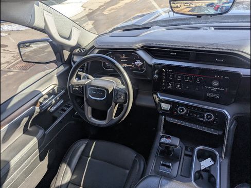 Used 2024 GMC Sierra 1500 Denali w/ Technology Package AWD/4WD image 25