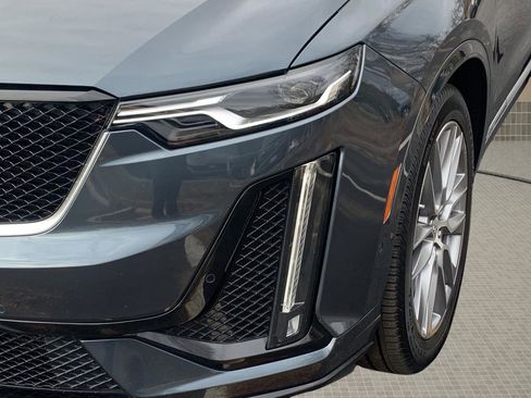 Used 2021 Cadillac XT6 Sport image 10