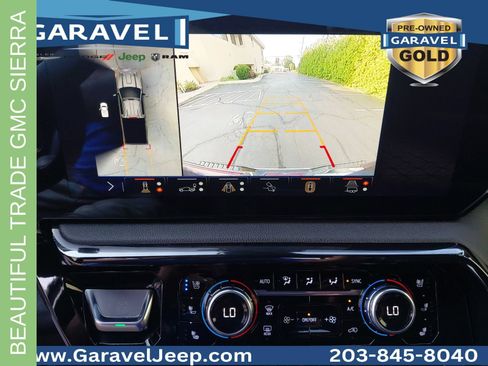 Used 2024 GMC Sierra 3500 AT4 w/ AT4 Preferred Package AWD/4WD image 10