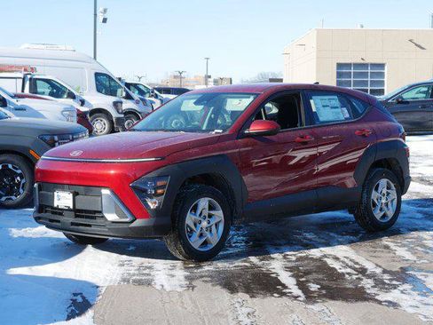 New 2026 Hyundai Kona SE AWD/4WD image 2