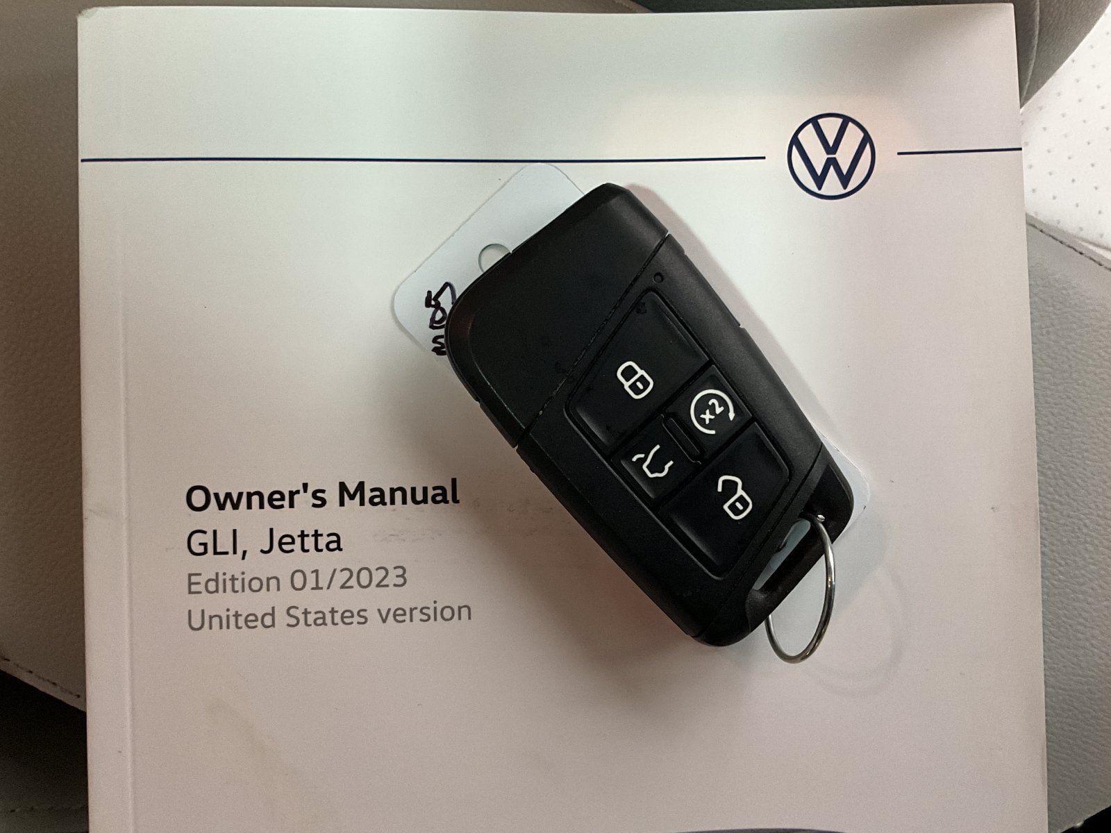 Used 2023 Volkswagen Jetta SE FWD image 14