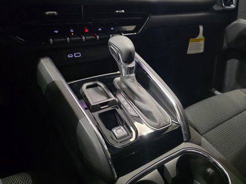 New 2025 GMC Canyon Elevation w/ Convenience Package image 21