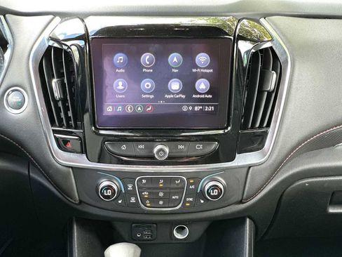 Used 2023 Chevrolet Traverse RS image 26