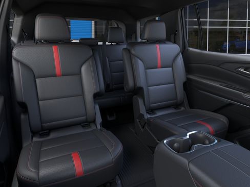 New 2026 Chevrolet Traverse RS w/ LPO, Floor Liner Package AWD/4WD image 17