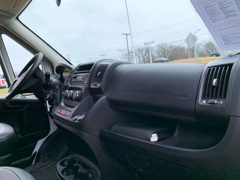 Used 2017 RAM ProMaster 1500 image 24