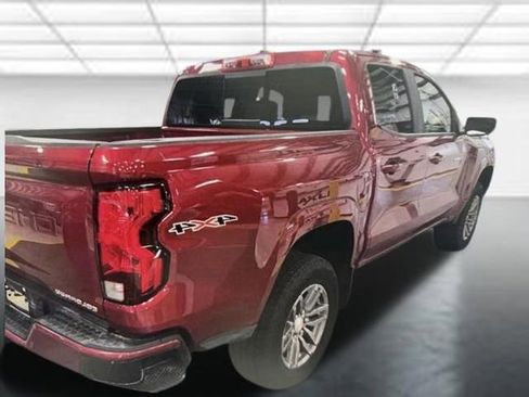 Used 2024 Chevrolet Colorado LT w/ LT Convenience Package image 1