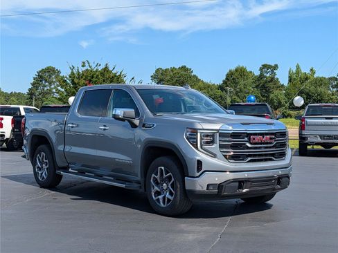 Used 2025 GMC Sierra 1500 SLT w/ SLT Premium Plus Package AWD/4WD image 8
