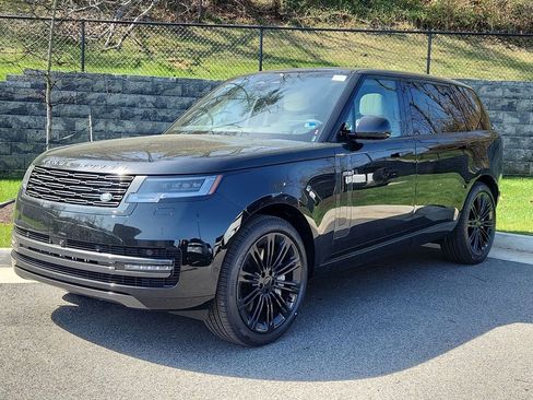 New 2026 Land Rover Range Rover Long Wheelbase SE AWD/4WD image 1