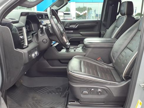 Used 2024 GMC Sierra 1500 AT4X w/ AT4X AEV Edition AWD/4WD image 14