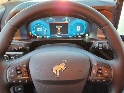 New 2025 Ford Bronco Sport Outer Banks w/ Outer Banks Tech Package+ AWD/4WD image 24