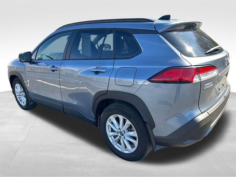Certified 2025 Toyota Corolla Cross LE w/ Moonroof Package image 3