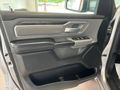 Used 2020 RAM 1500 Big Horn AWD/4WD image 12