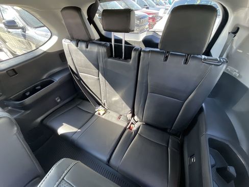 Used 2024 Toyota Grand Highlander Limited AWD/4WD image 39