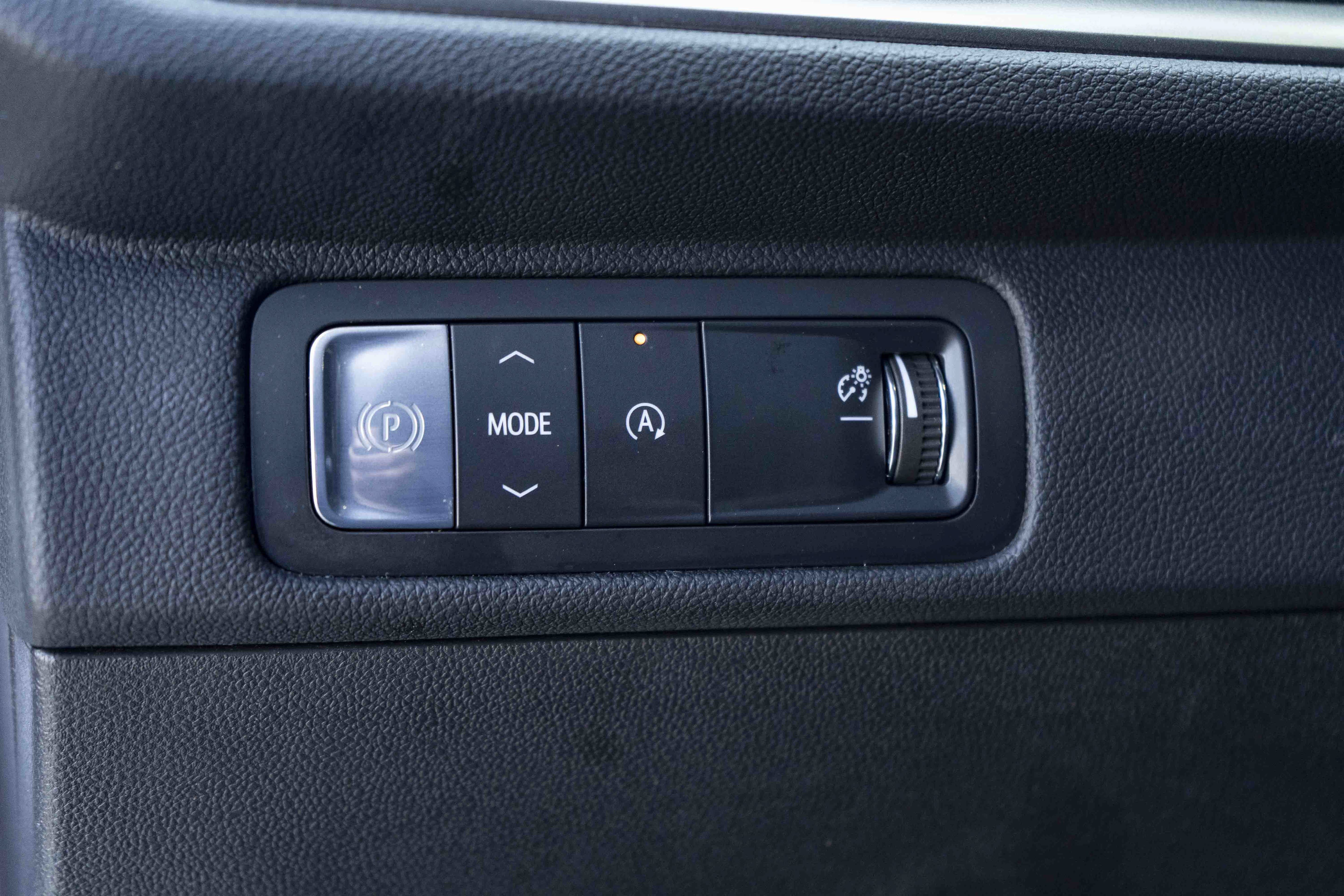 Used 2026 Chevrolet Traverse LT w/ Driver Confidence Package FWD image 43