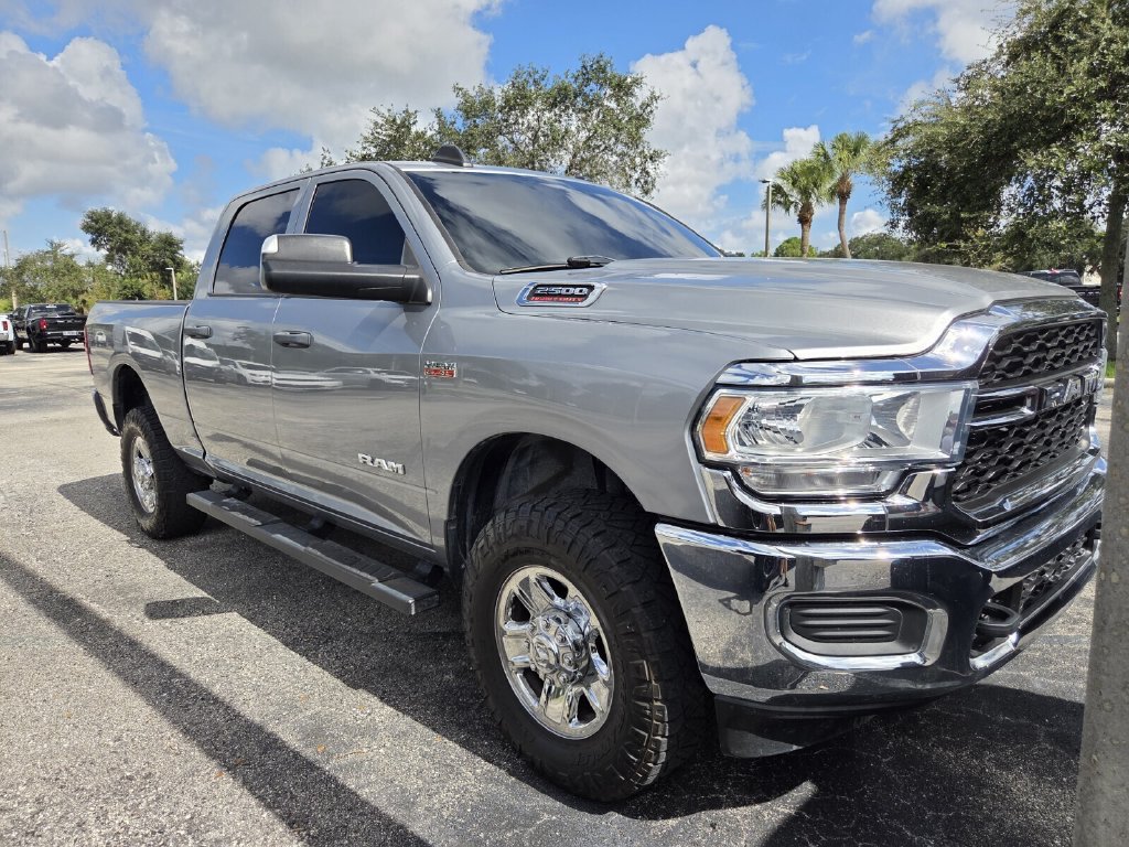 Used 2020 RAM 2500 Tradesman w/ Chrome Appearance Group AWD/4WD image 2