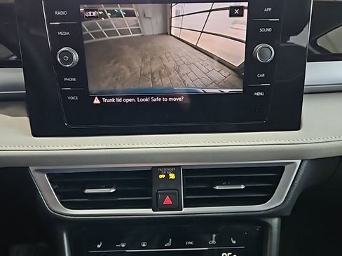 New 2026 Volkswagen Taos SE AWD/4WD image 30
