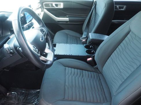 Used 2021 Ford Explorer XLT w/ Class III Trailer Tow Package image 11