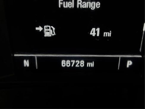 Used 2019 Chevrolet Equinox LS FWD image 46