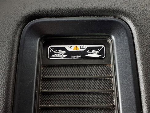 Used 2017 GMC Sierra 1500 SLT image 24