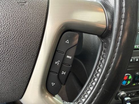 Used 2008 GMC Sierra 1500 SLT w/ Z71 Off-Road Package image 34